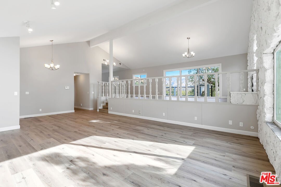 House in West Hills, California, United States 4 - 18553166