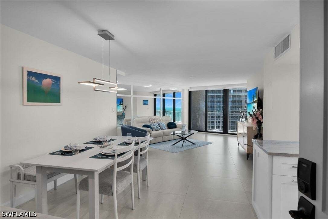 Condo in Marco Island, Florida, United States 2 - 18551357