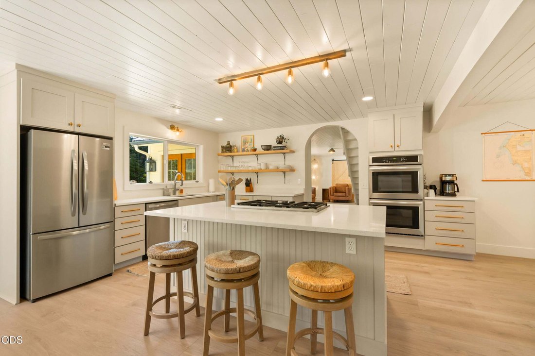 House in Port Orford, Oregon, United States 5 - 18551407