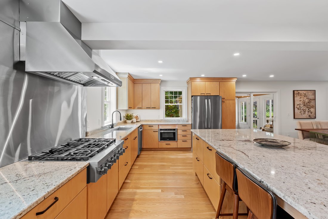 House in Marlborough, Massachusetts, United States 4 - 18549120