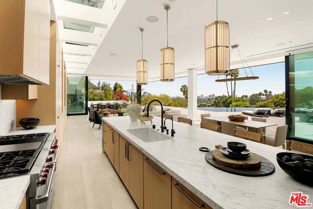 House in Beverly Hills, California, United States 5 - 18551092