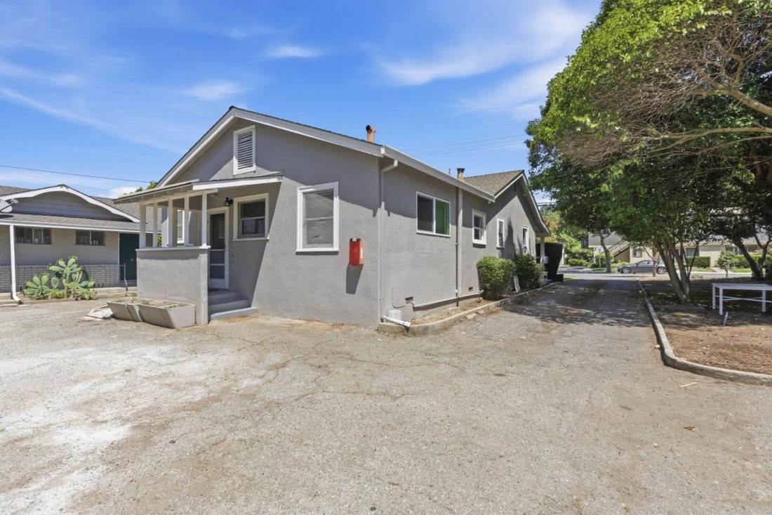 Mountain View, California, United States 4 - 18551658