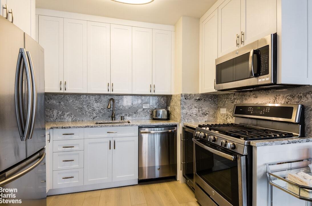 Condo in New York, New York, United States 4 - 18552887