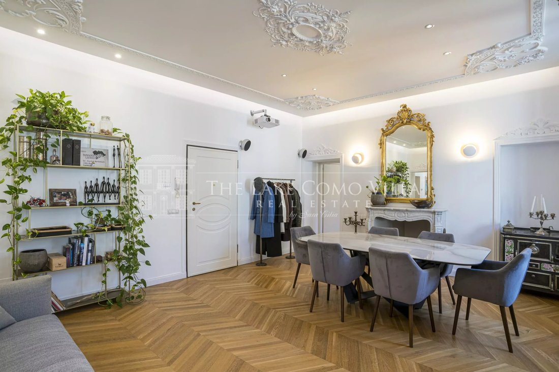 Apartment in Historic Center, Como, Lombardy 3 - 18549471