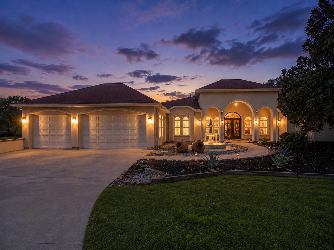 House in Sealy, Texas, United States 1 - 18552923