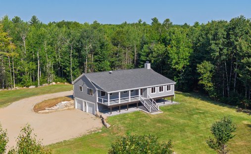 House in Washington, Maine, United States 1