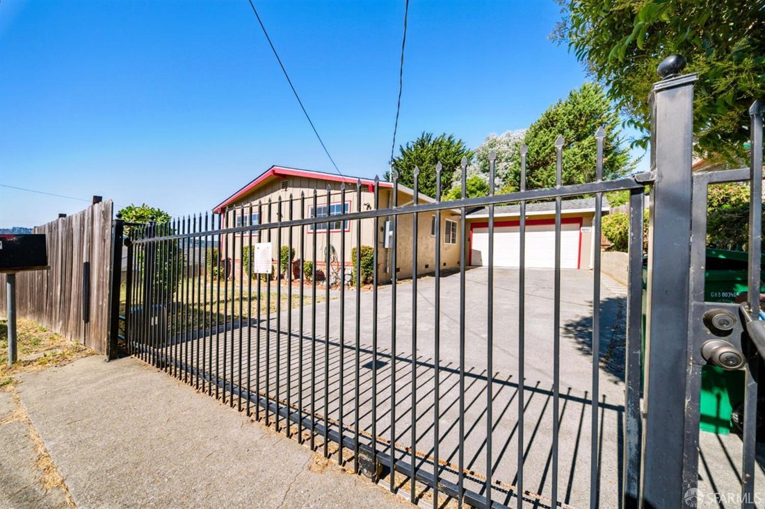 House in El Sobrante, California, United States 2 - 18552972