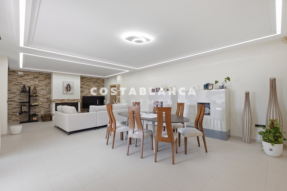 Villa in Benidorm, Valencian Community, Spain 5 - 18549936