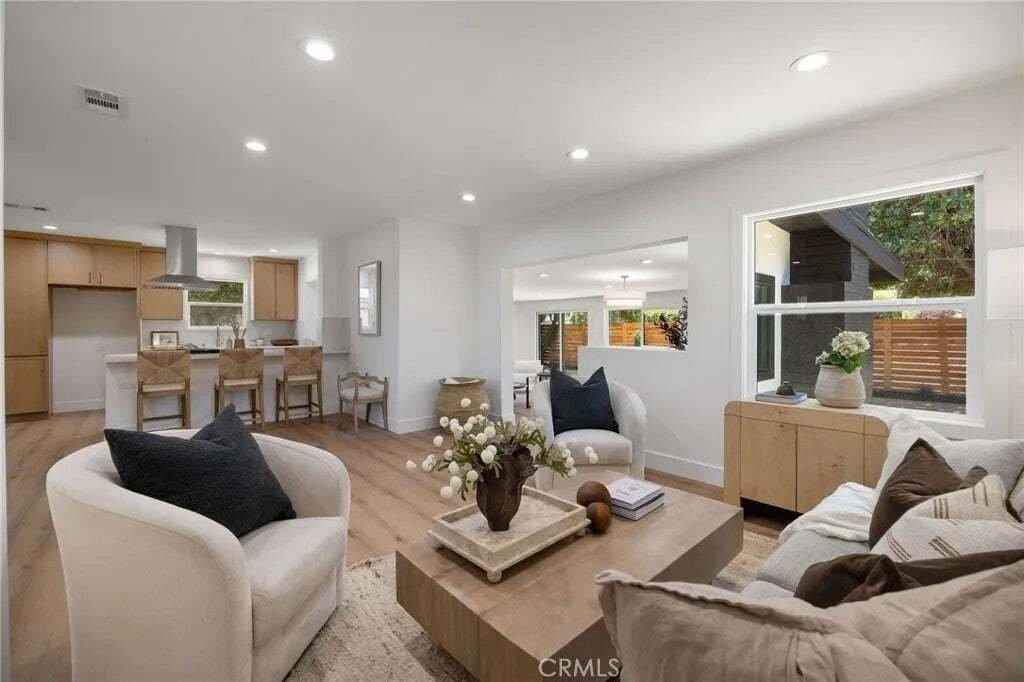 House in Westminster, California, United States 3 - 18277743