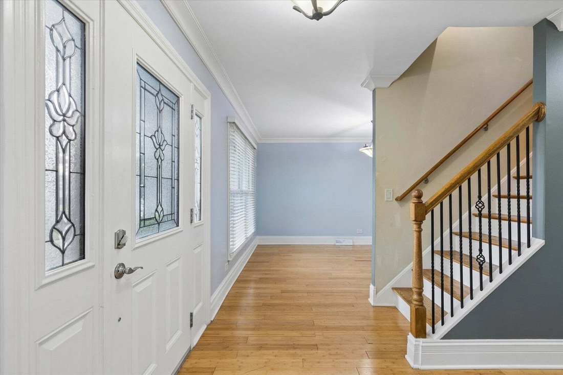 House in Mount Prospect, Illinois, United States 3 - 18552606