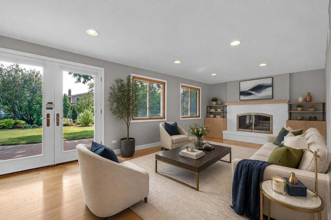 House in Willowbrook, Illinois, United States 2 - 18552643