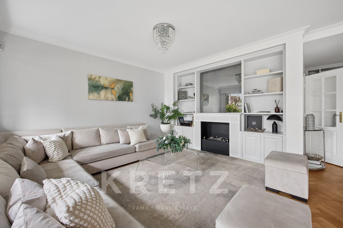 Apartment in Petit Garches, Garches, France 3 - 18553515