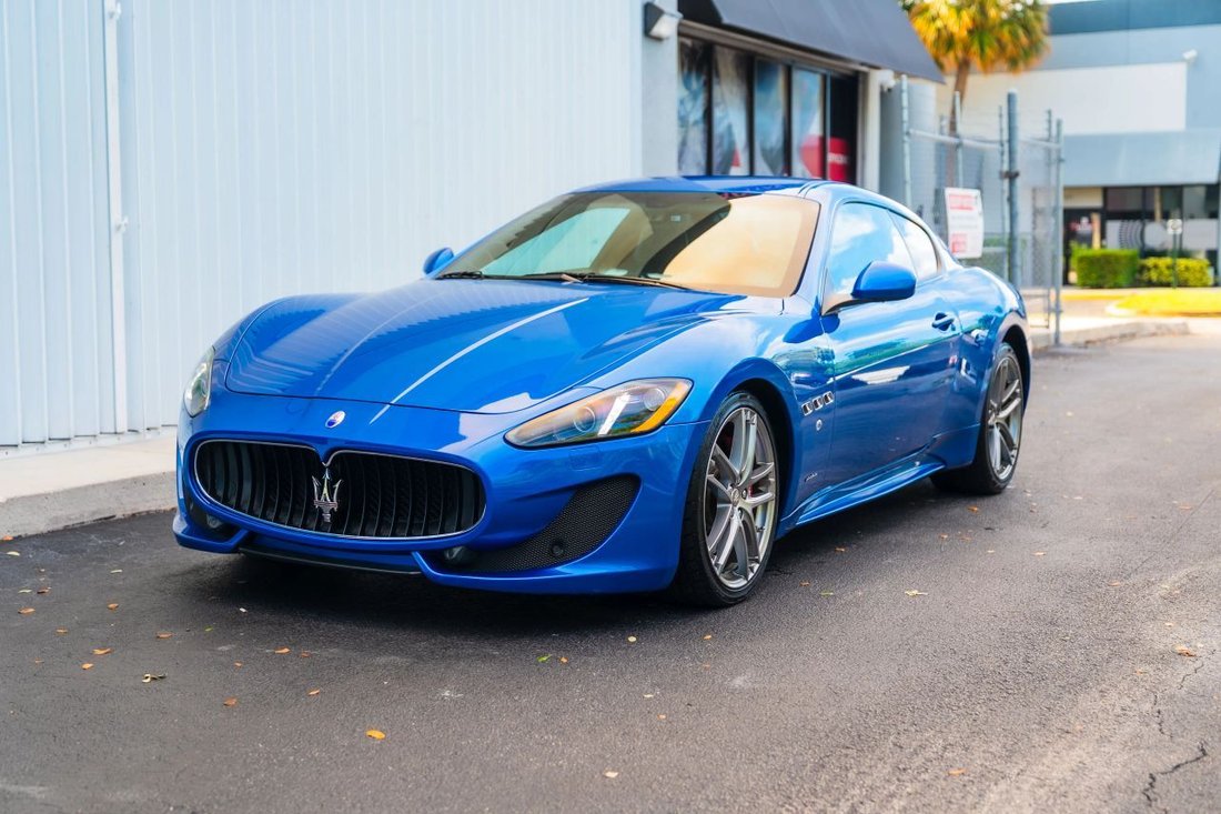 Coupe in Boynton Beach, FL, United States 2 - 18553783