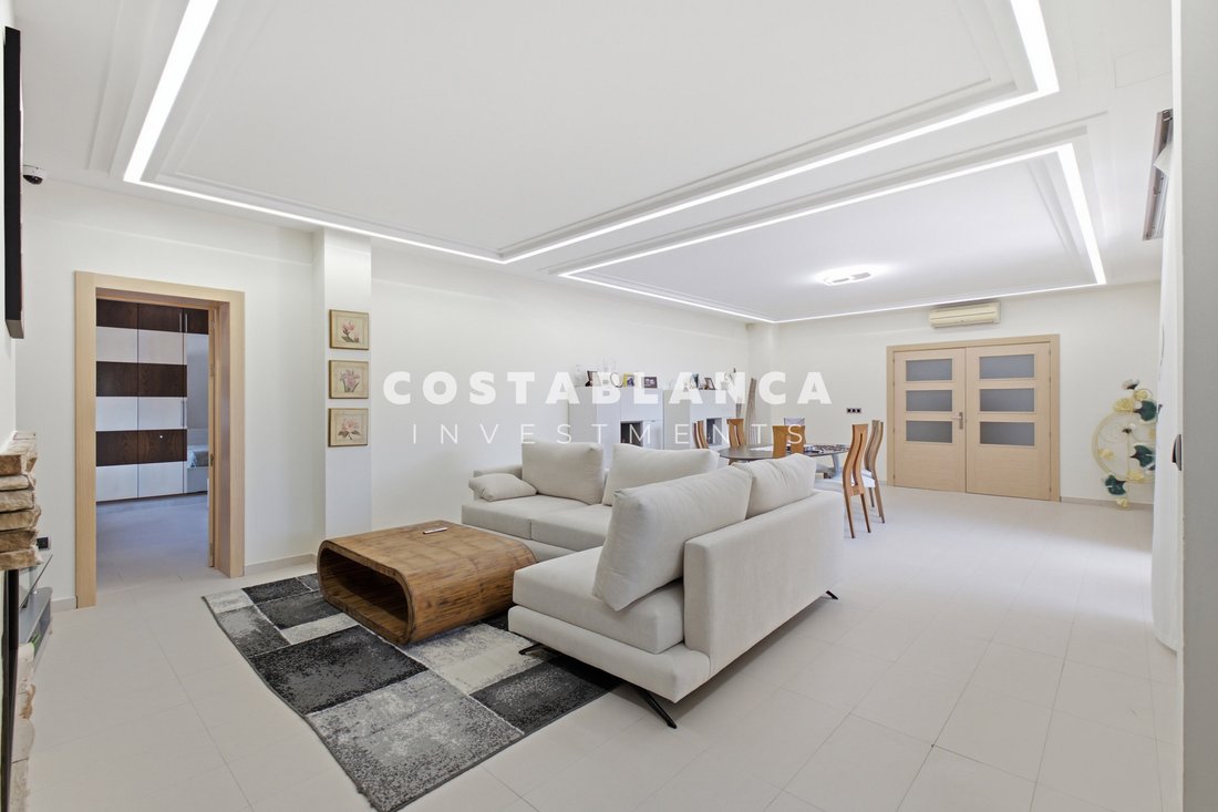 Villa in Benidorm, Valencian Community, Spain 4 - 18549936