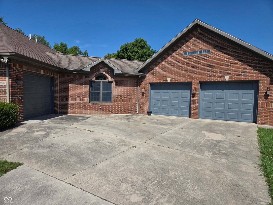 House in Muncie, Indiana, United States 3 - 18551328