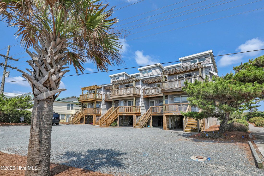 Townhouse in North Topsail Beach, North Carolina, United States 1 - 18489961