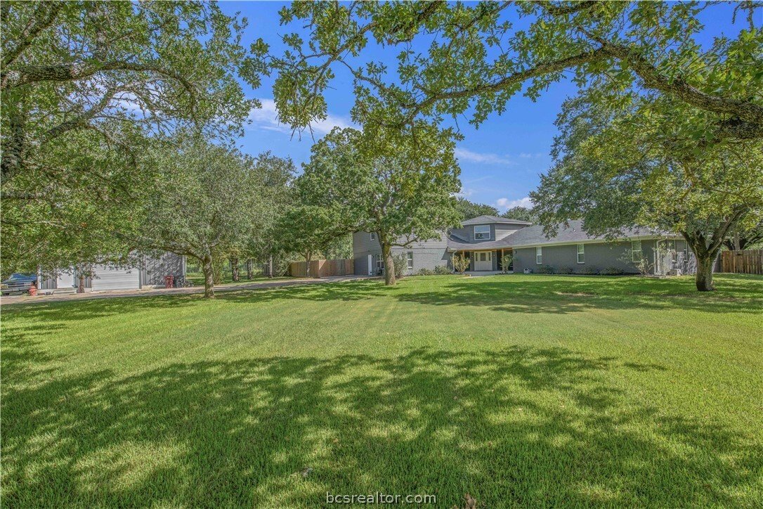 College Station, Texas, United States 2 - 18550315