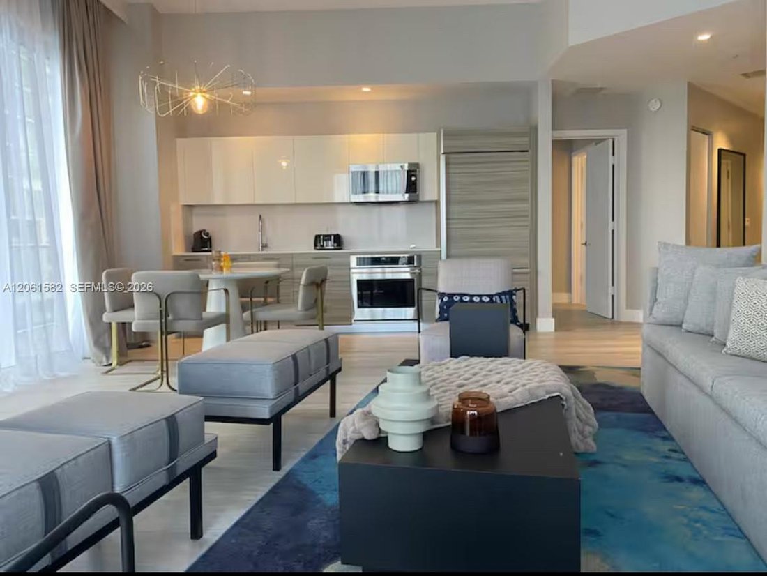 Condo in Miami, Florida, United States 3 - 18553181