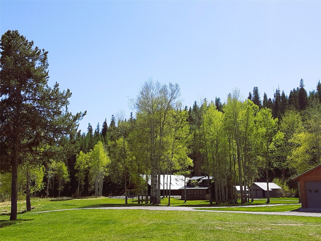 House in Polebridge, Montana, United States 2 - 18550484