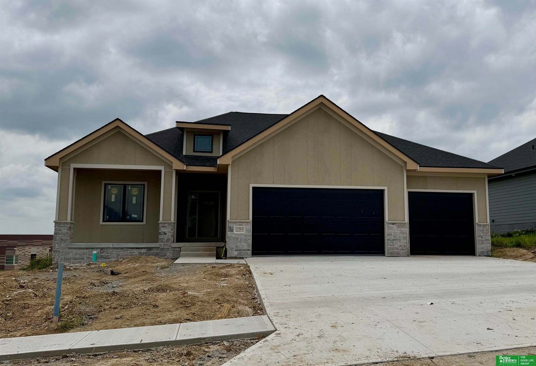 House in Papillion, Nebraska, United States 1 - 18501567