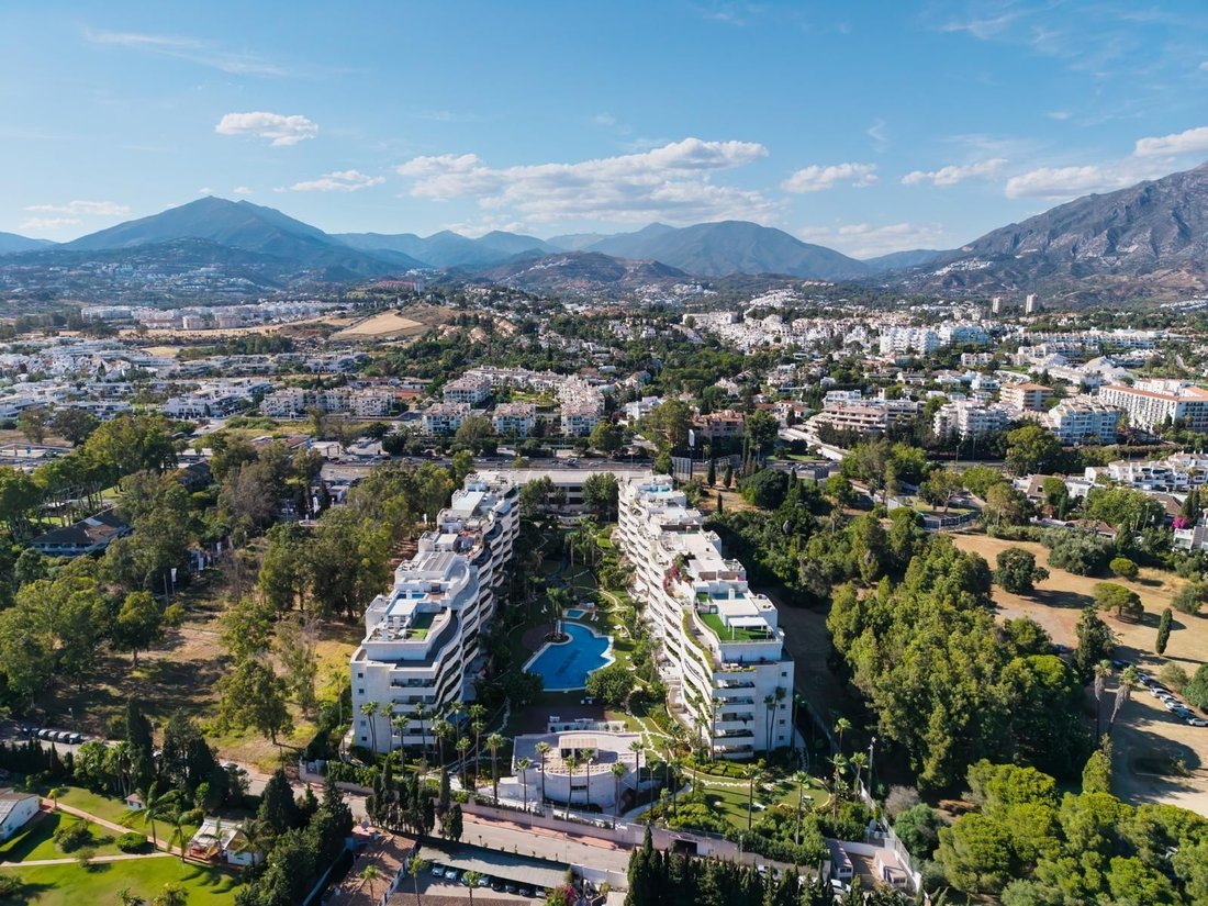 Apartment in Marbella, Andalusia, Spain 5 - 17920967