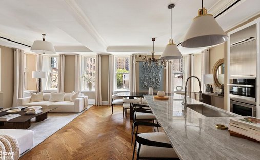 House in New York, New York, United States 1