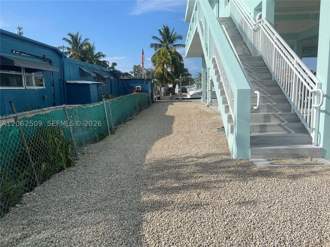 House in Key Colony Beach, Florida, United States 3 - 18551883