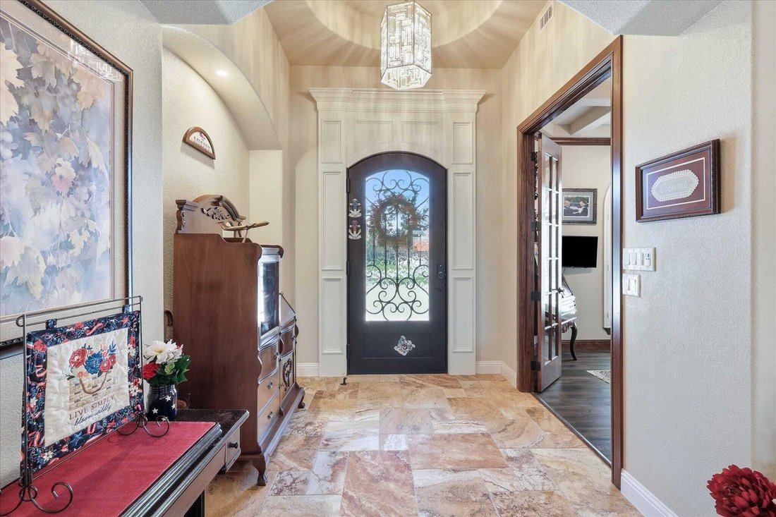 House in Granbury, Texas, United States 4 - 18554113