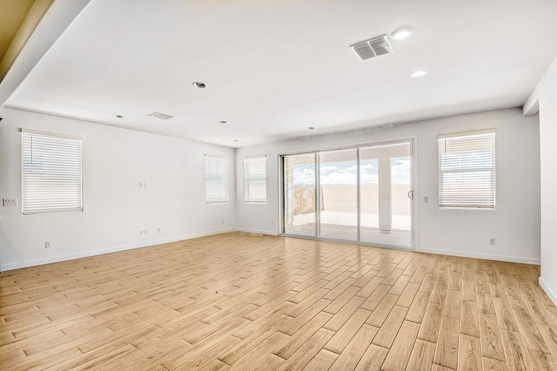House in Surprise, Arizona, United States 3 - 17948504