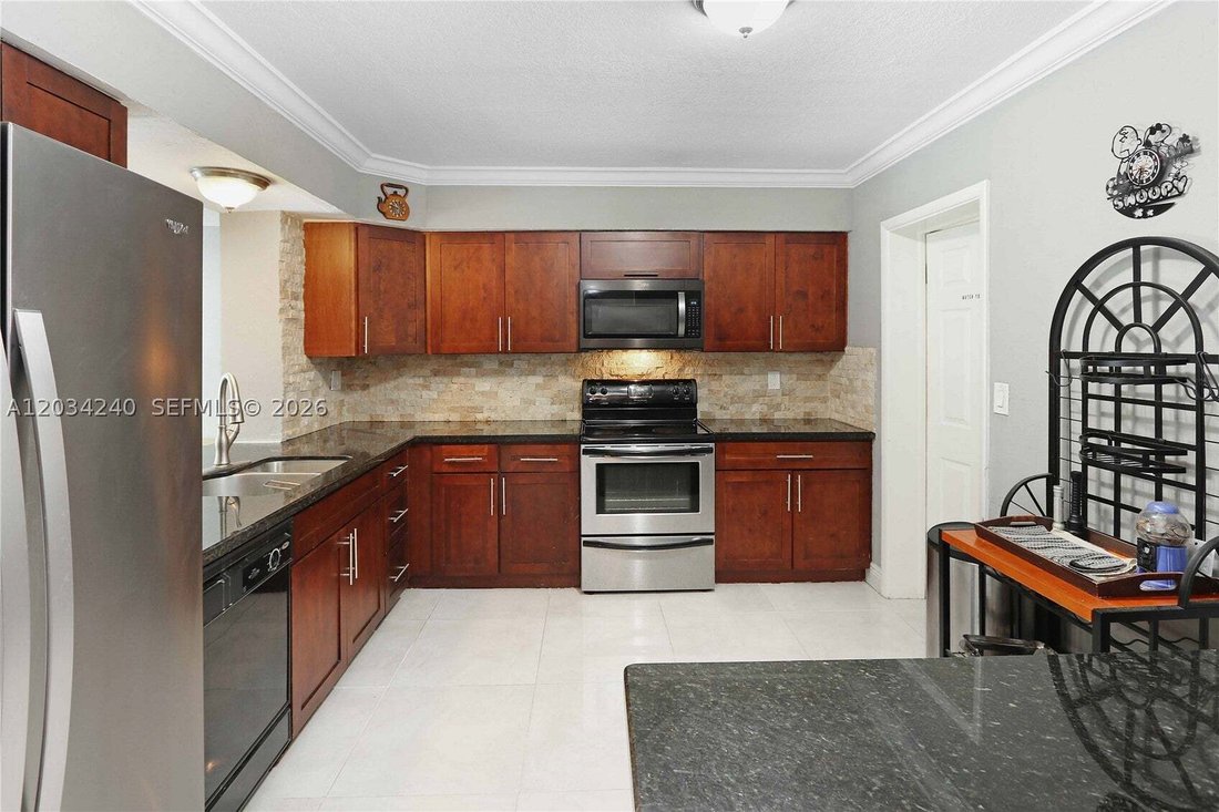 House in Hollywood, Florida, United States 3 - 18132895