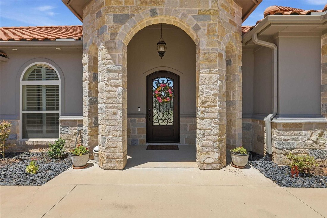 House in Granbury, Texas, United States 3 - 18554113