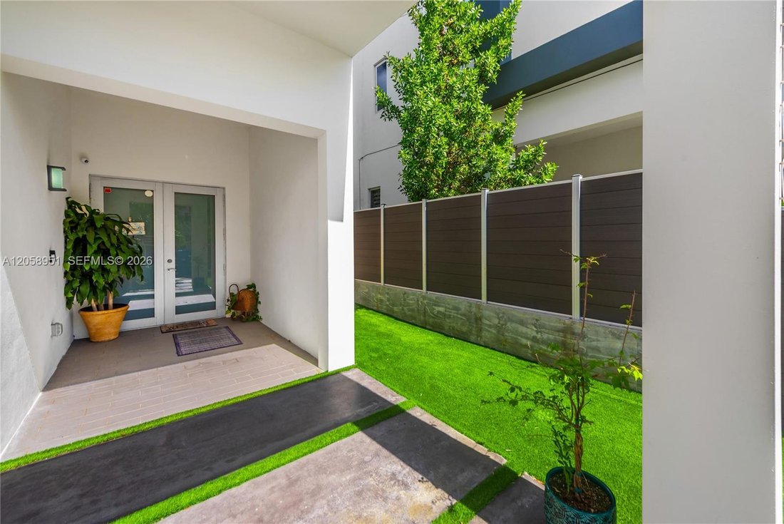 House in Miami, Florida, United States 3 - 18553188