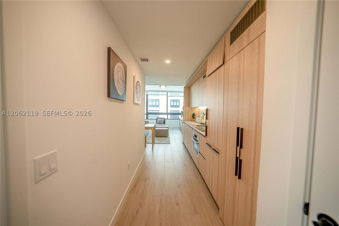 Condo in Miami, Florida, United States 2 - 18551938