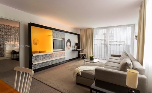 Condo in Miami Beach, Florida, United States 1