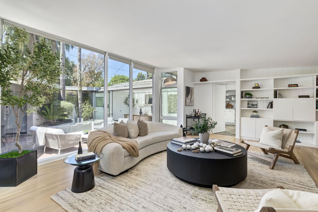 House in Los Angeles, California, United States 1 - 18550491