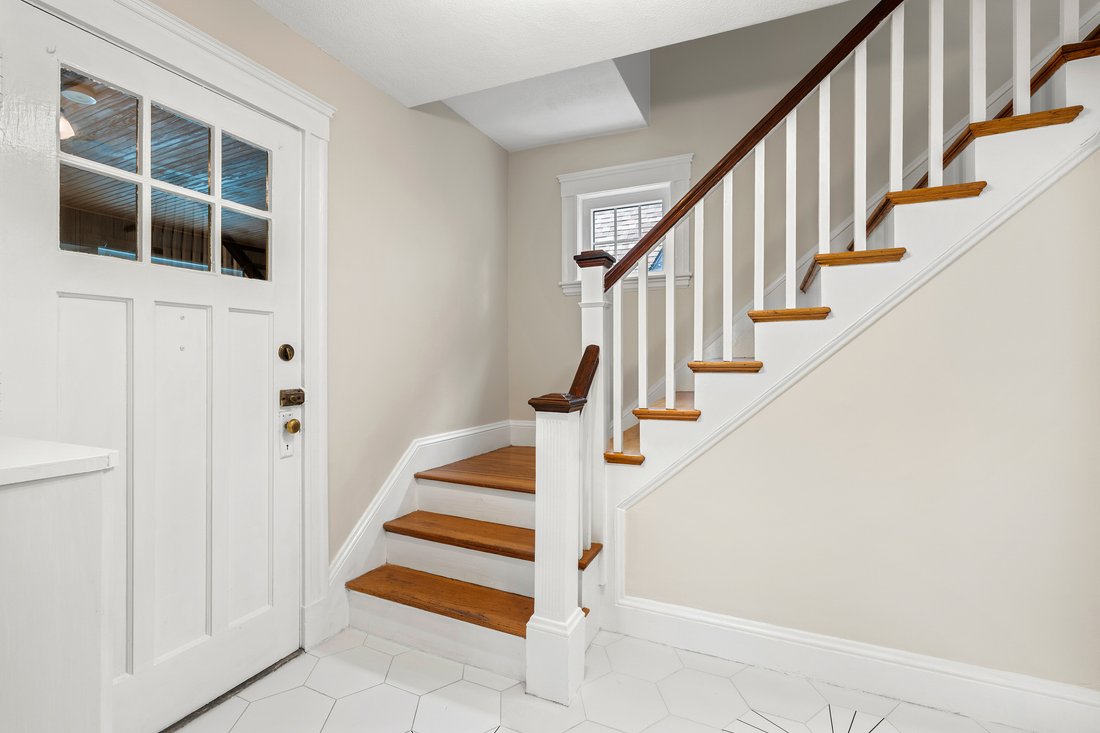House in Medford, Massachusetts, United States 4 - 18550478