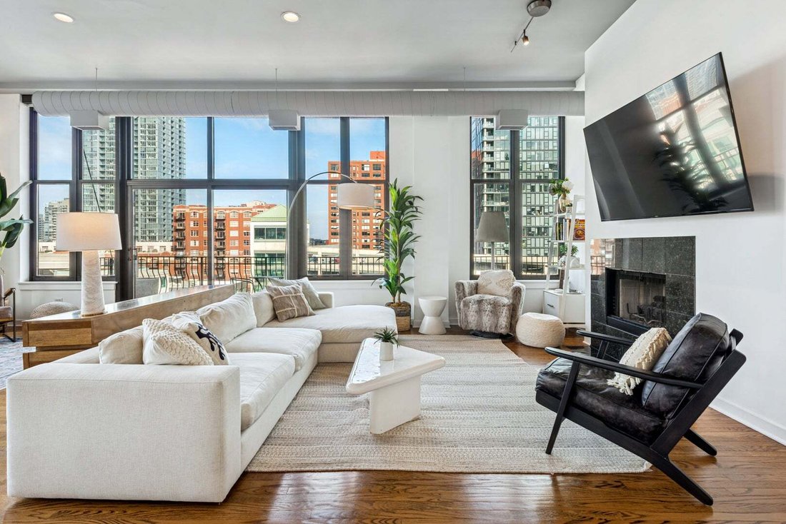 Condo in Chicago, Illinois, United States 3 - 18552685