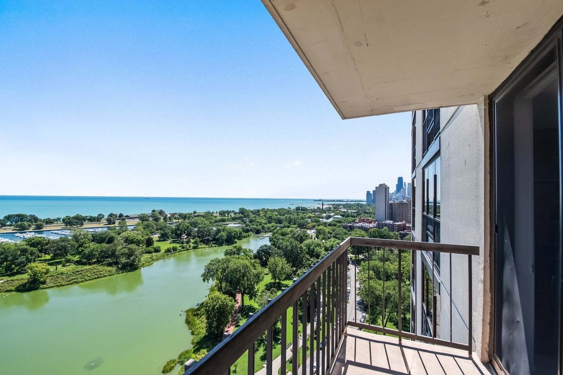 Condo in Chicago, Illinois, United States 4 - 18552699