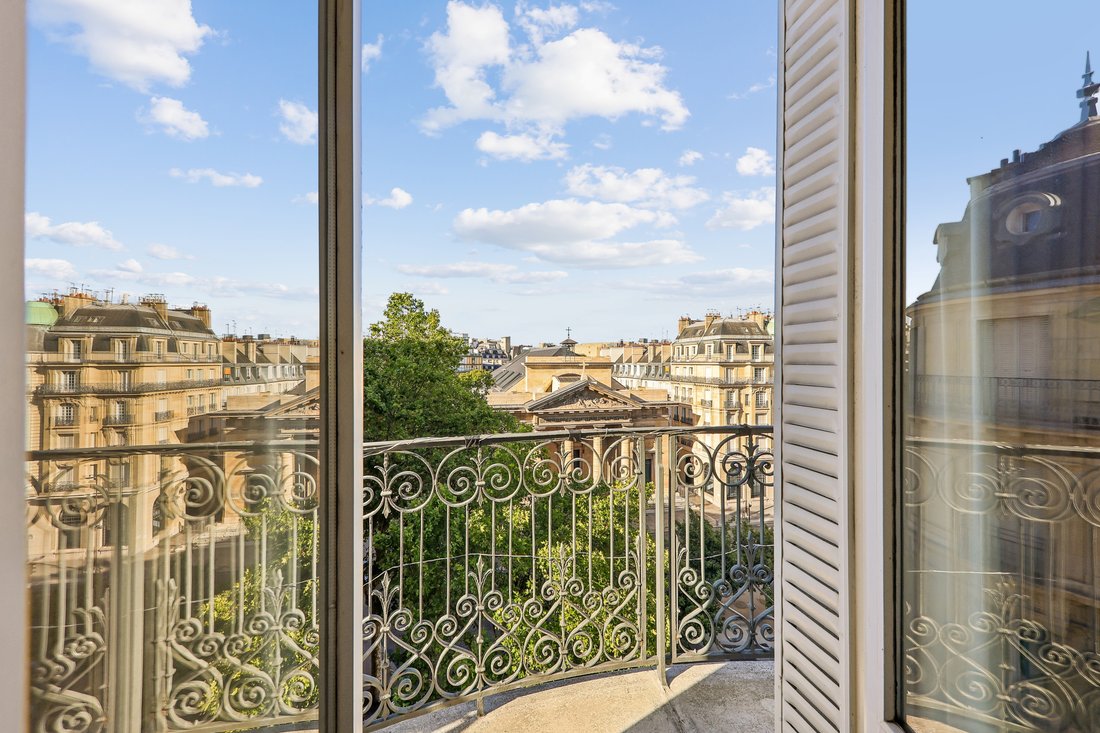 Apartment in Saint Philippe du Roule, Paris 8e Arrondissement, Paris 1 - 18388146