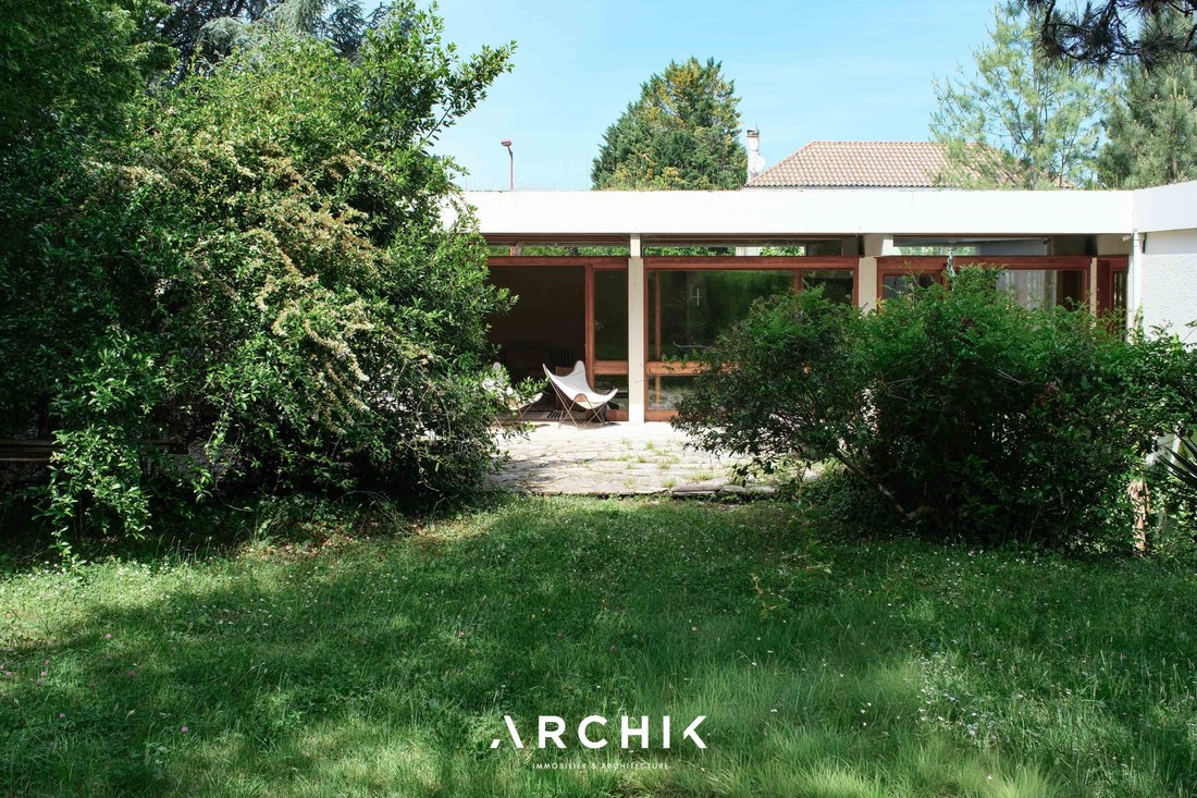 House in Miramont-de-Guyenne, Nouvelle-Aquitaine, France 1 - 18552047