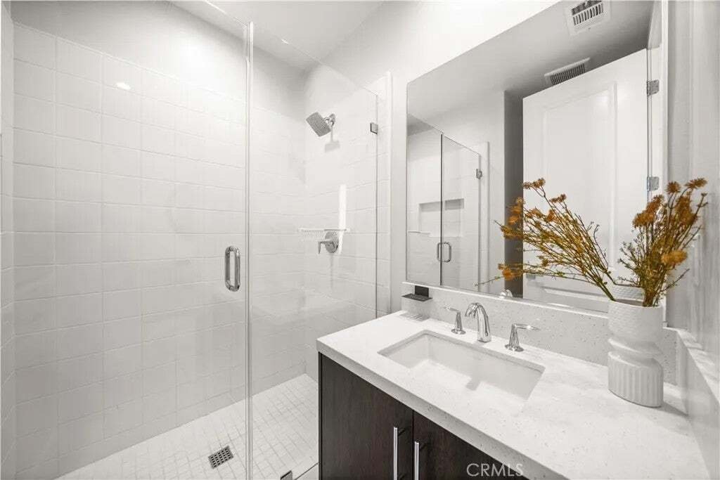 House in Lake Forest, California, United States 5 - 18552585