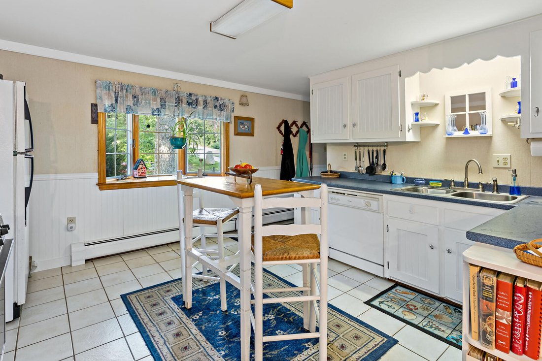House in Bourne, Massachusetts, United States 5 - 18549688