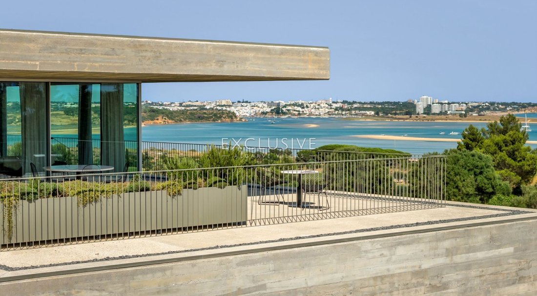 Villa in Odiaxere, Algarve, Portugal 1 - 18549817