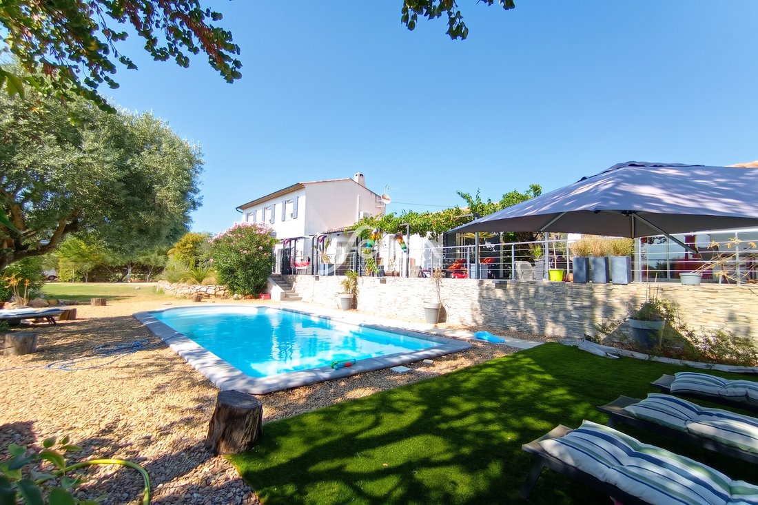 Villa in Centre Ancien, Draguignan, France 1 - 18549593
