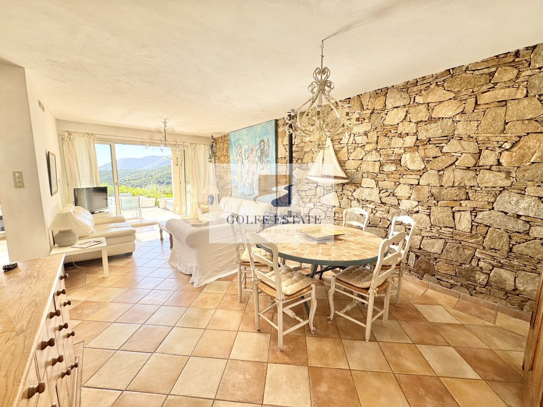 House in La Croix-Valmer, Provence-Alpes-Côte d'Azur, France 3 - 18548469