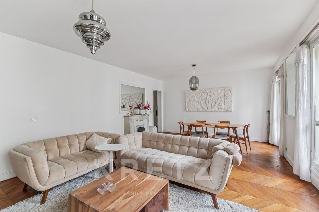 Apartment in Clichy-Trinité, Paris 9e Arrondissement, Paris 4 - 18553481