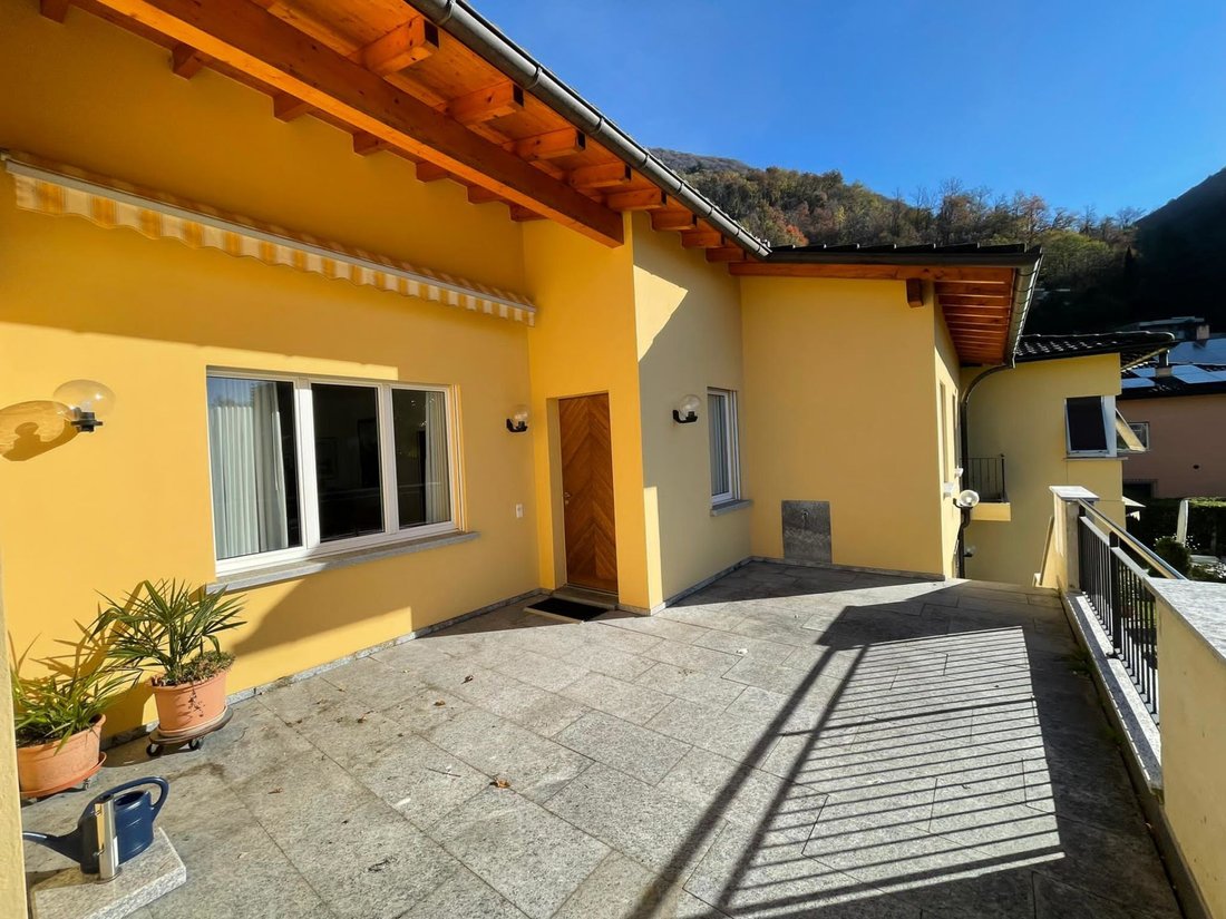 Villa in Lugano, Ticino, Switzerland 4 - 18550943