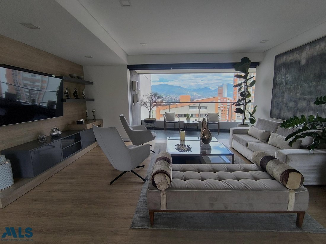 Apartment in Medellín, Antioquia, Colombia 1 - 18549062