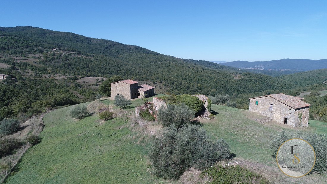 Country House in Historic Center, Perugia, Italy 1 - 18549598