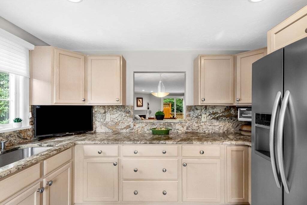 Condo in Mashpee, Massachusetts, United States 5 - 18550383